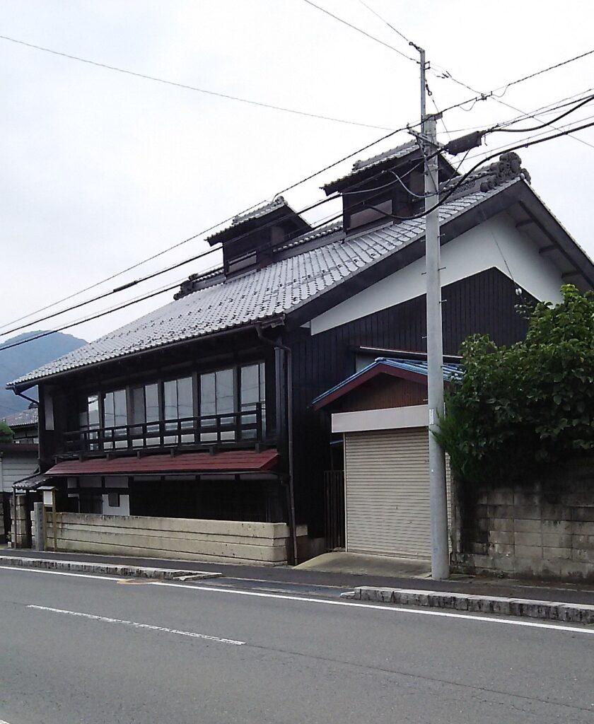 画像に alt 属性が指定されていません。ファイル名: DSC_1736-840x1024.jpg