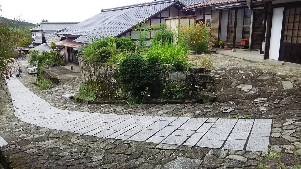 画像に alt 属性が指定されていません。ファイル名: DSC_0889-1024x576.jpg